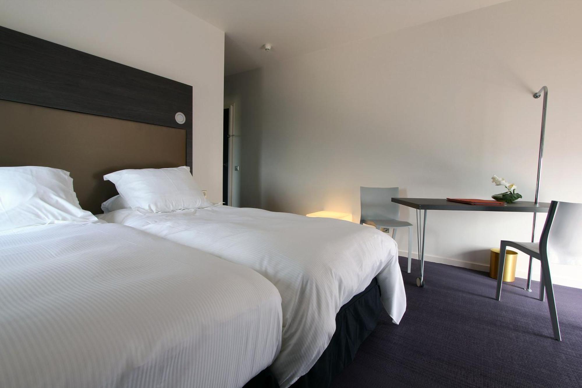 Hotel Restaurant La Montagne De Brancion Martailly-les-Brancion ภายนอก รูปภาพ