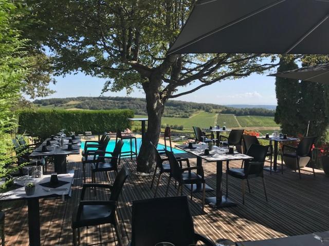 Hotel Restaurant La Montagne De Brancion Martailly-les-Brancion ภายนอก รูปภาพ