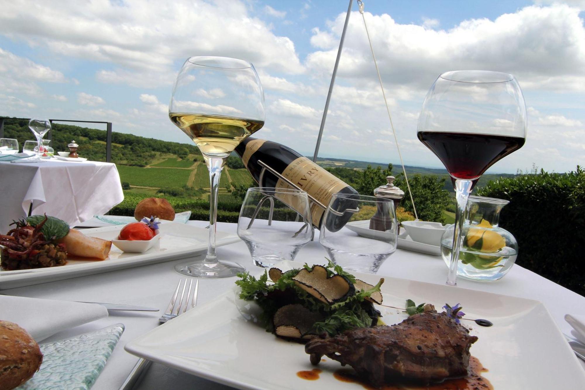 Hotel Restaurant La Montagne De Brancion Martailly-les-Brancion ภายนอก รูปภาพ