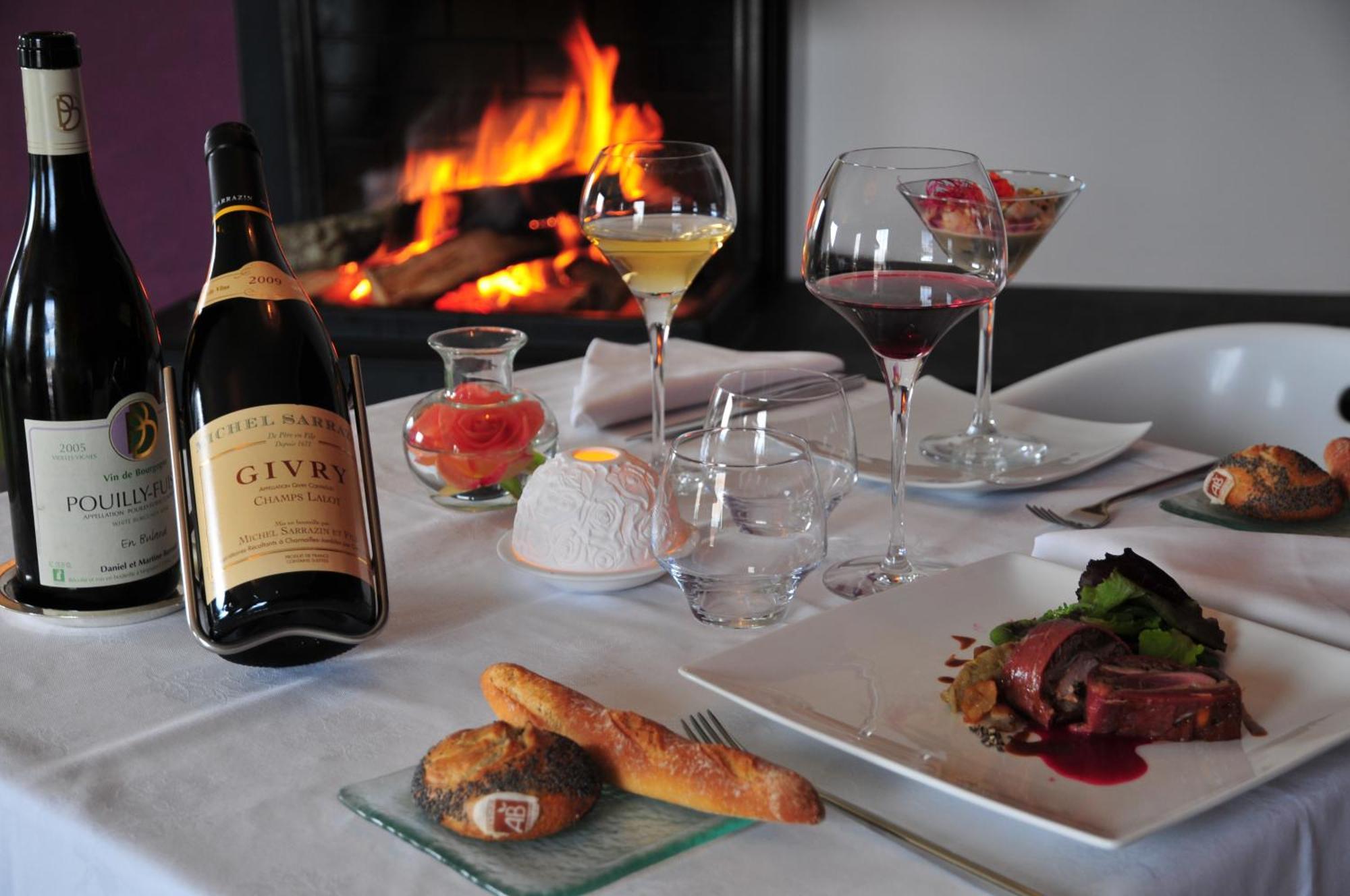Hotel Restaurant La Montagne De Brancion Martailly-les-Brancion ภายนอก รูปภาพ
