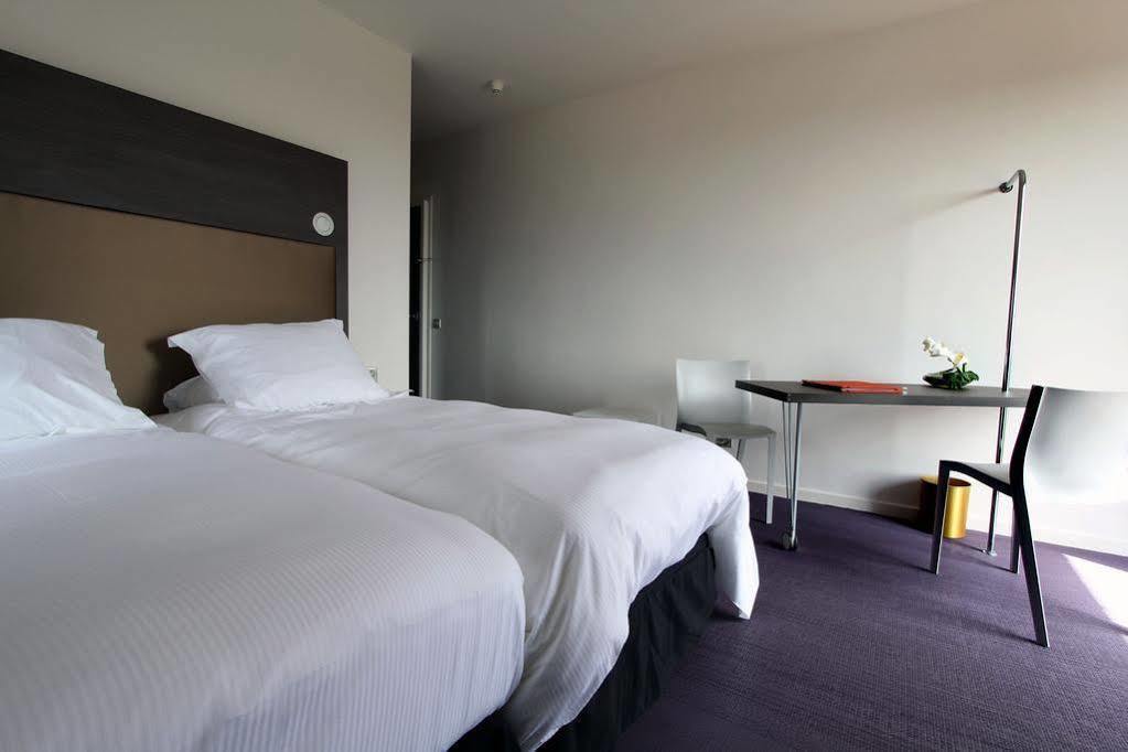 Hotel Restaurant La Montagne De Brancion Martailly-les-Brancion ภายนอก รูปภาพ